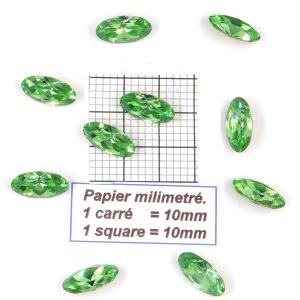 4123 16X8 P - Pieza de cristal Swarovski ovalada con fondo cónico 16x8MM PERIDOT