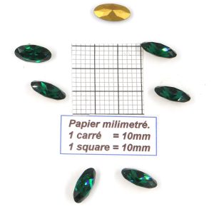 4123 16X8 E - Pieza de cristal Swarovski ovalada con fondo cónico 16x8MM EMERALD