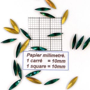 4200 15X4 E - 12/24/48/72 Piedra de cristal Swarovski navette con fondo cónico 15X4MM ESMERALDA